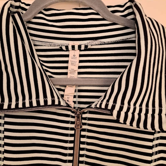 Lululemon stripe jacket 🎲 - Picture 4 of 4